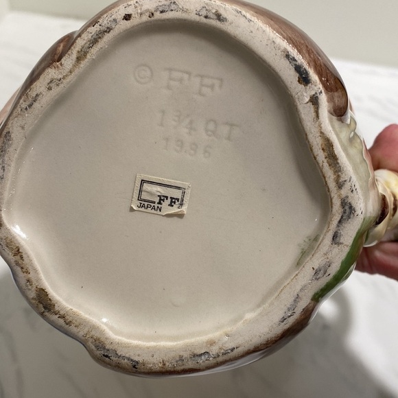 Fitz and Floyd Vegetable Garden pitcher from the 1986 collection. - Picture 6 of 6